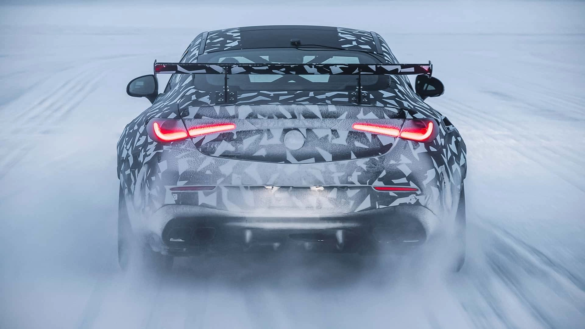 Mercedes cle black series 2026 teaser (1)
